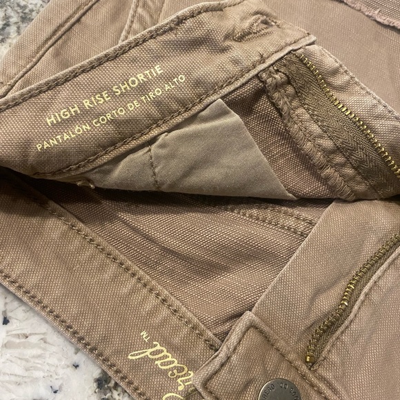 Universal Thread Shorts - Picture 5 of 6